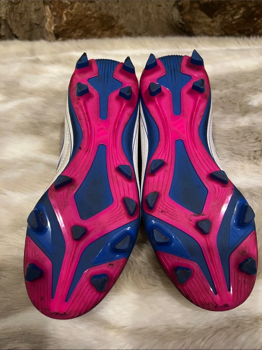adidas slip on White, Blue & Pink Kids Soccer goletto cleats Sneakers